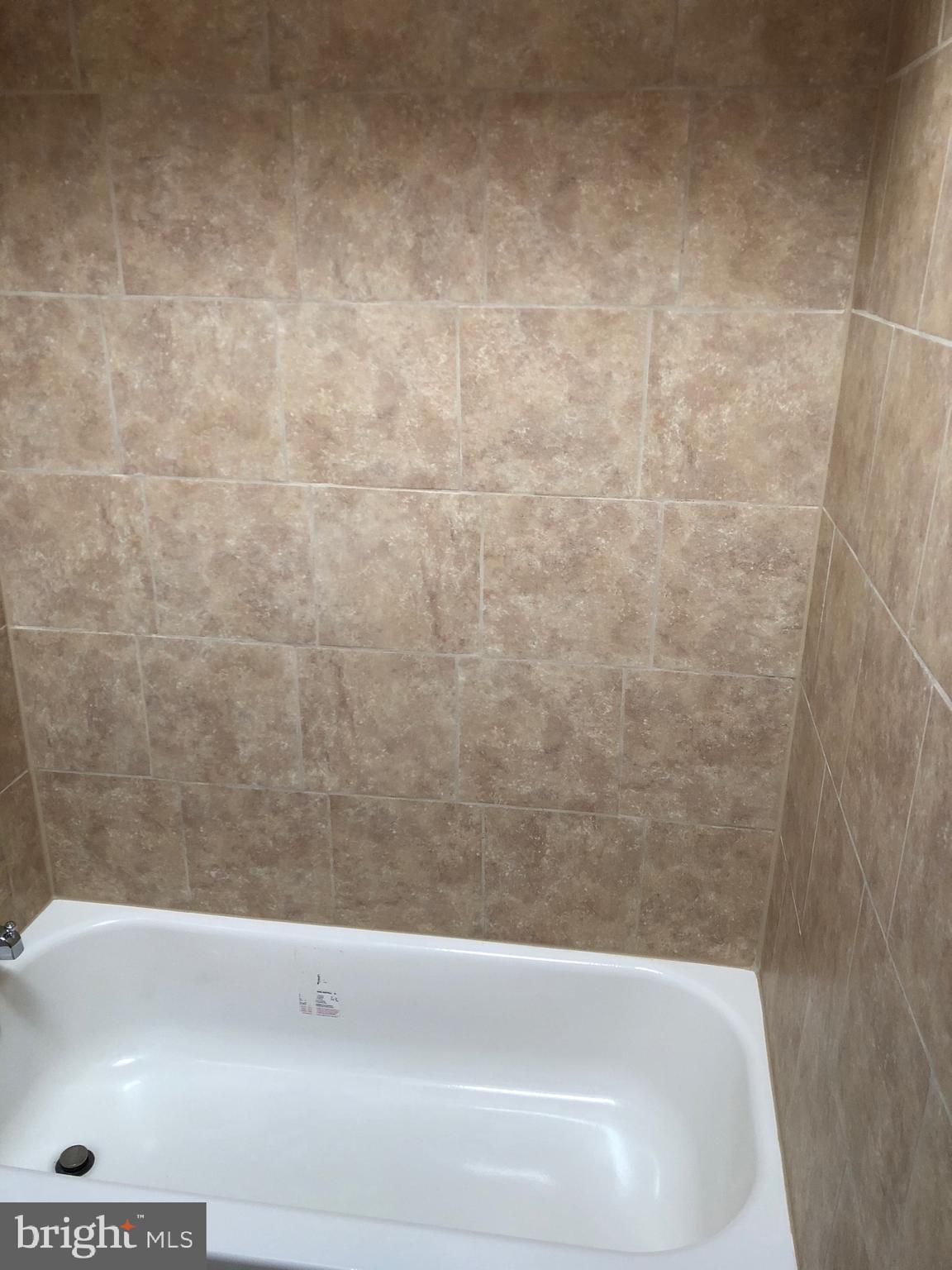 2886 Angus Road Philadelphia, PA 19114 - Photo 22 of 23 Master bedroom