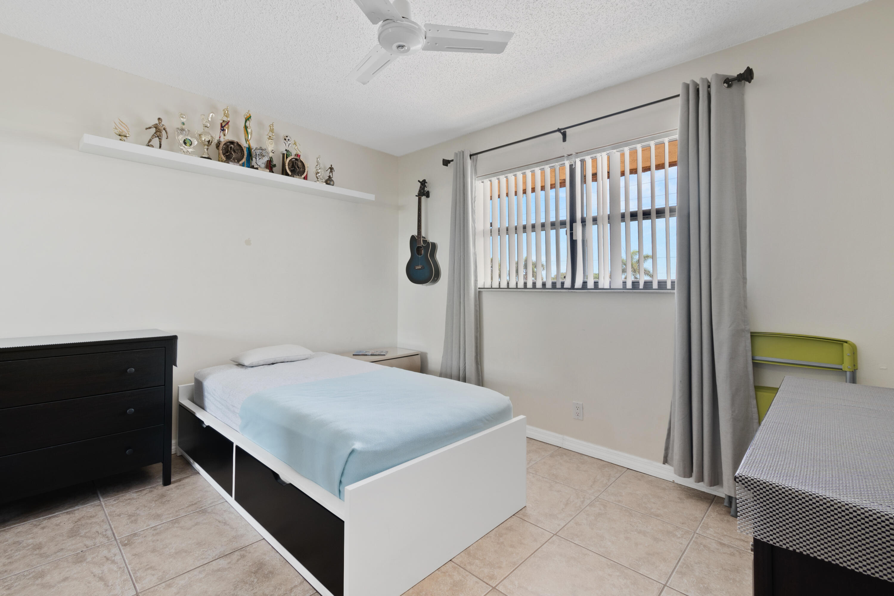 2141 Woolbright Road, Unit L207 Boynton Beach, FL 33426 - Photo 12 of 15 Bedroom 2