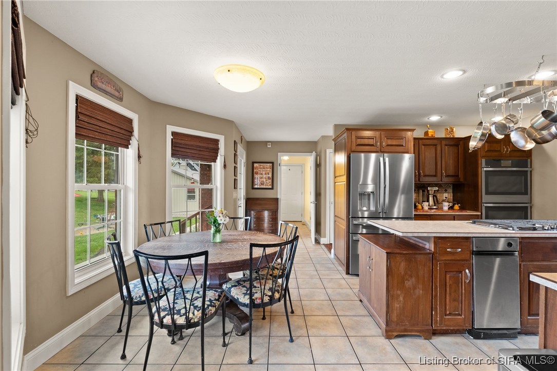 937 Big Indian Road Northeast Corydon, IN 47112 - Photo 7 of 73 Eat-in kitchen w/ additional dining area