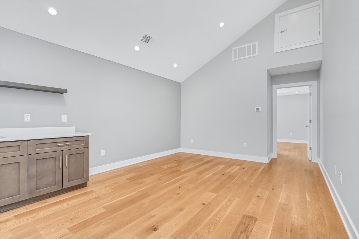 5612 Clay Avenue, Unit A Austin, TX 78756 - Photo 8 of 13