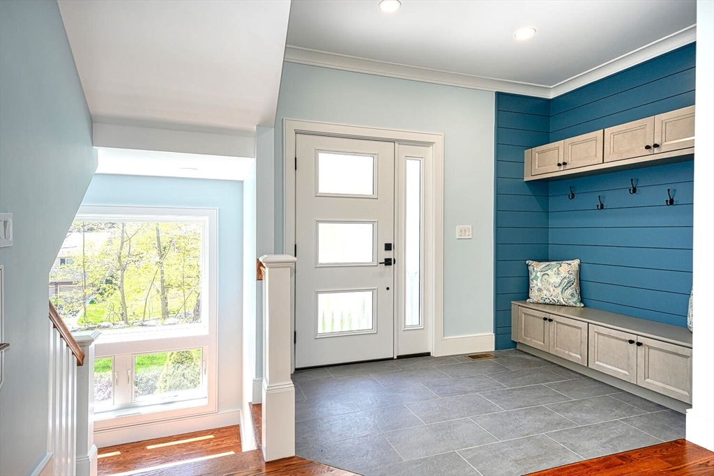 147 Ridge Street Arlington, MA 02474 - Photo 3 of 39 Gallery Image 3