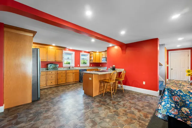 $640,000 | 338 Ocean Street, South Portland, ME 04106