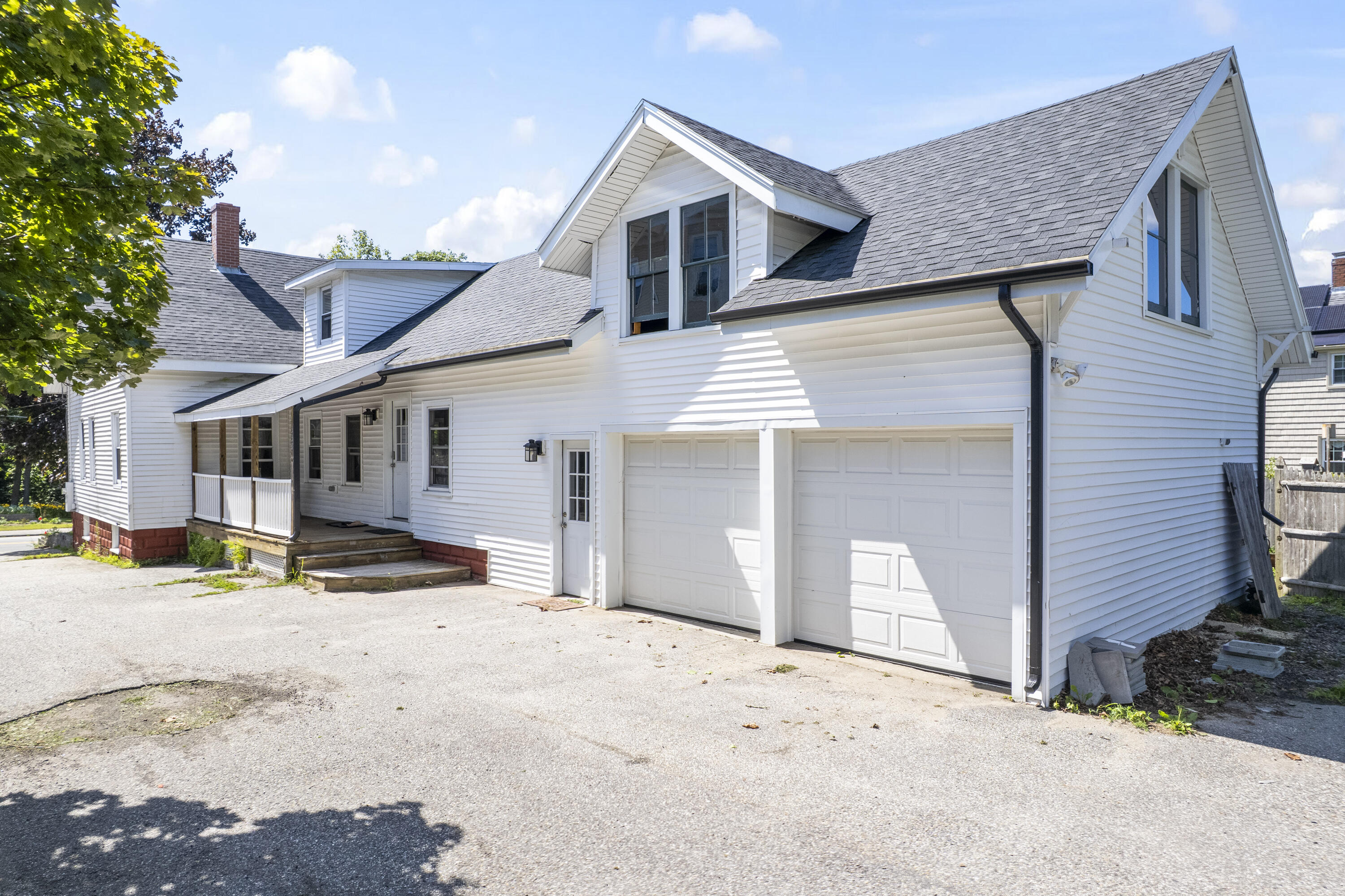 338 Ocean Street South Portland, ME 04106 - Photo 2 of 84 338 Ocean St_161