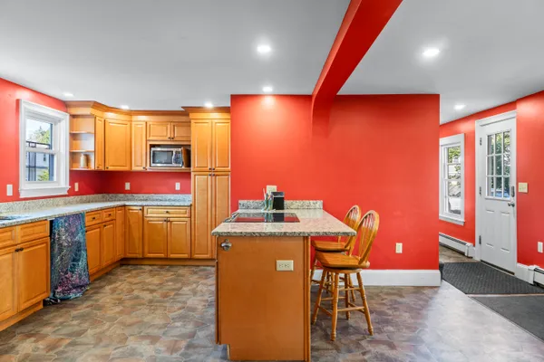 $640,000 | 338 Ocean Street, South Portland, ME 04106