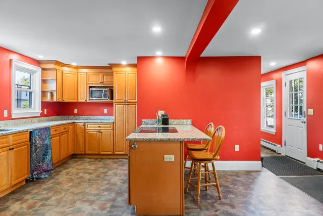 $640,000 | 338 Ocean Street, South Portland, ME 04106