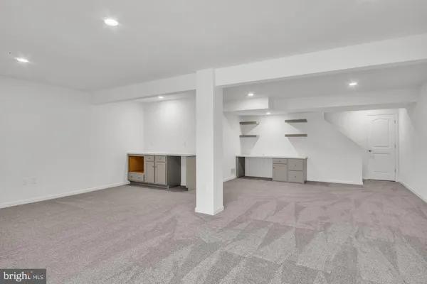 $477,990 | 2147 South Autumn Chase Drive, Mechanicsburg, PA 17055