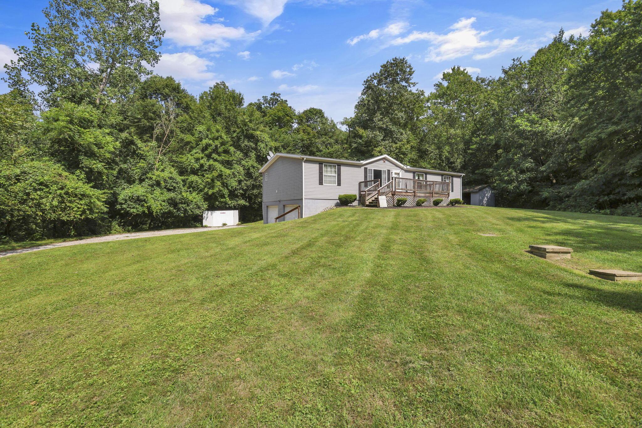 19600 Hampshire Road Utica, OH 43080 - Photo 4 of 70 4-web-or-mls-7W3A7301