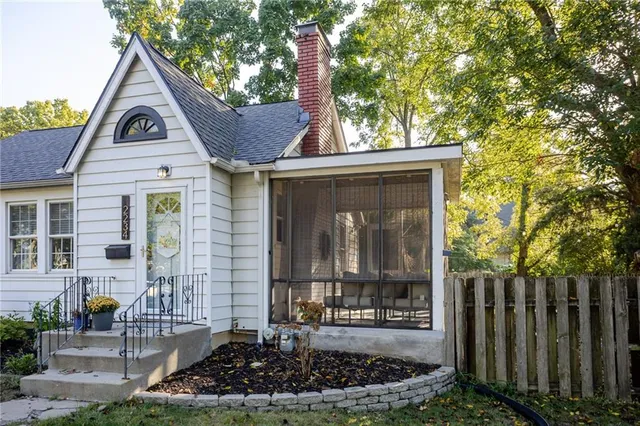 $264,900 | 2234 Tennessee Street, Lawrence, KS 66046