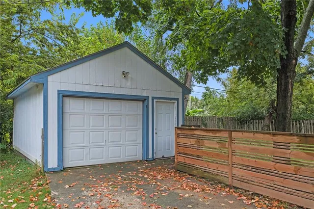 $264,900 | 2234 Tennessee Street, Lawrence, KS 66046