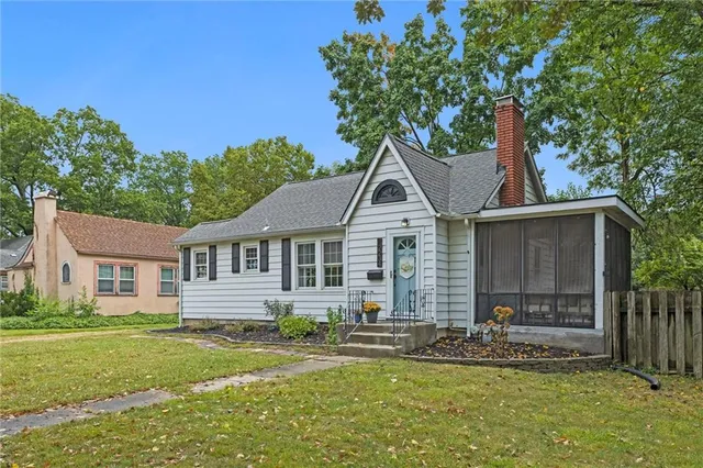 $264,900 | 2234 Tennessee Street, Lawrence, KS 66046