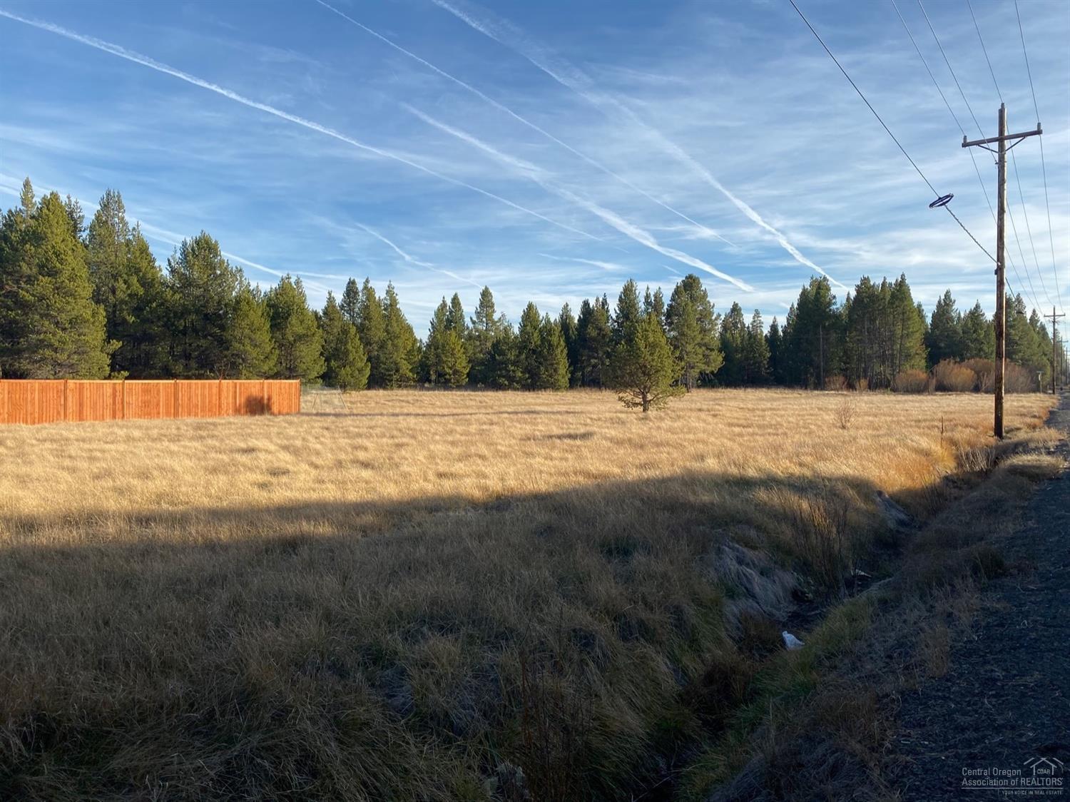 17019 Covina Road Bend, OR 97707 - Photo 4 of 10 Additional Photo