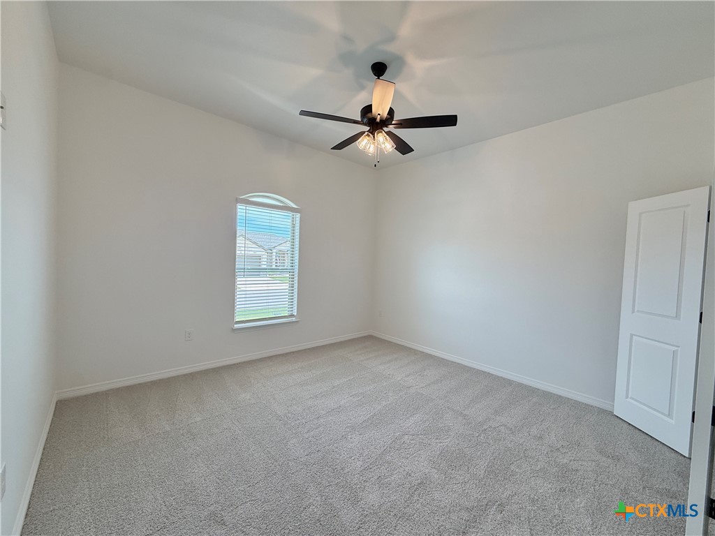 2016 Yarrow Road Temple, TX 76502 - Photo 12 of 30 an empty room with windows