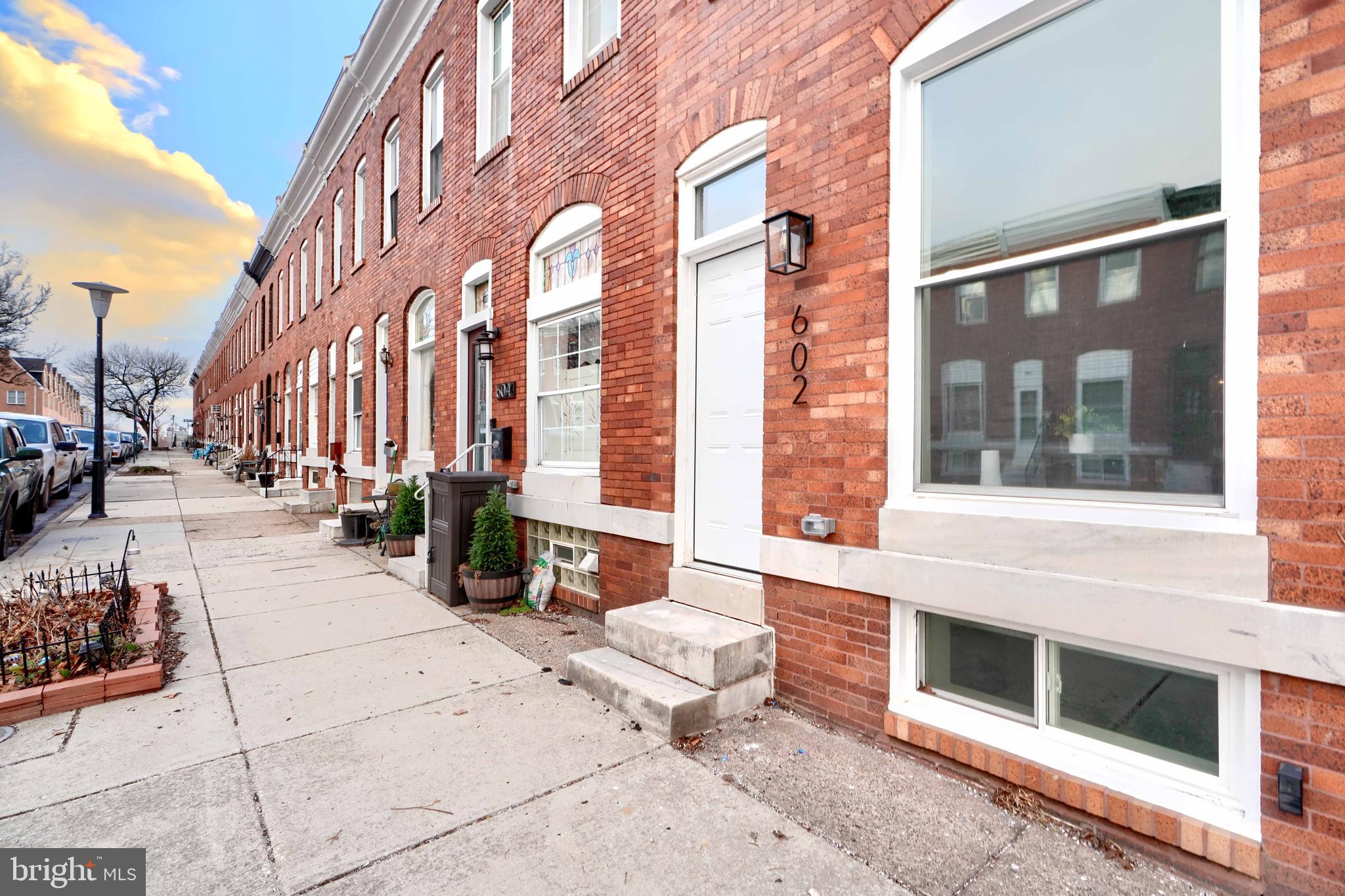602 South Streeper Street Baltimore, MD 21224 - Photo 1 of 31
