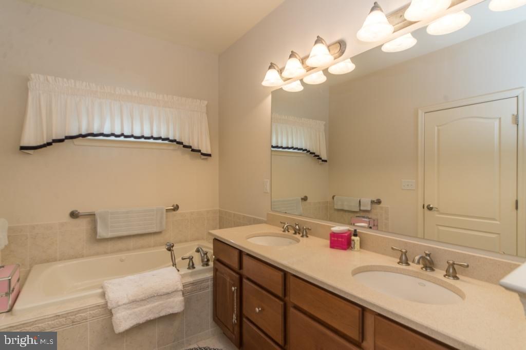 1849 Speedwell Road Lancaster, PA 17601 - Photo 18 of 32 Gallery Image 18