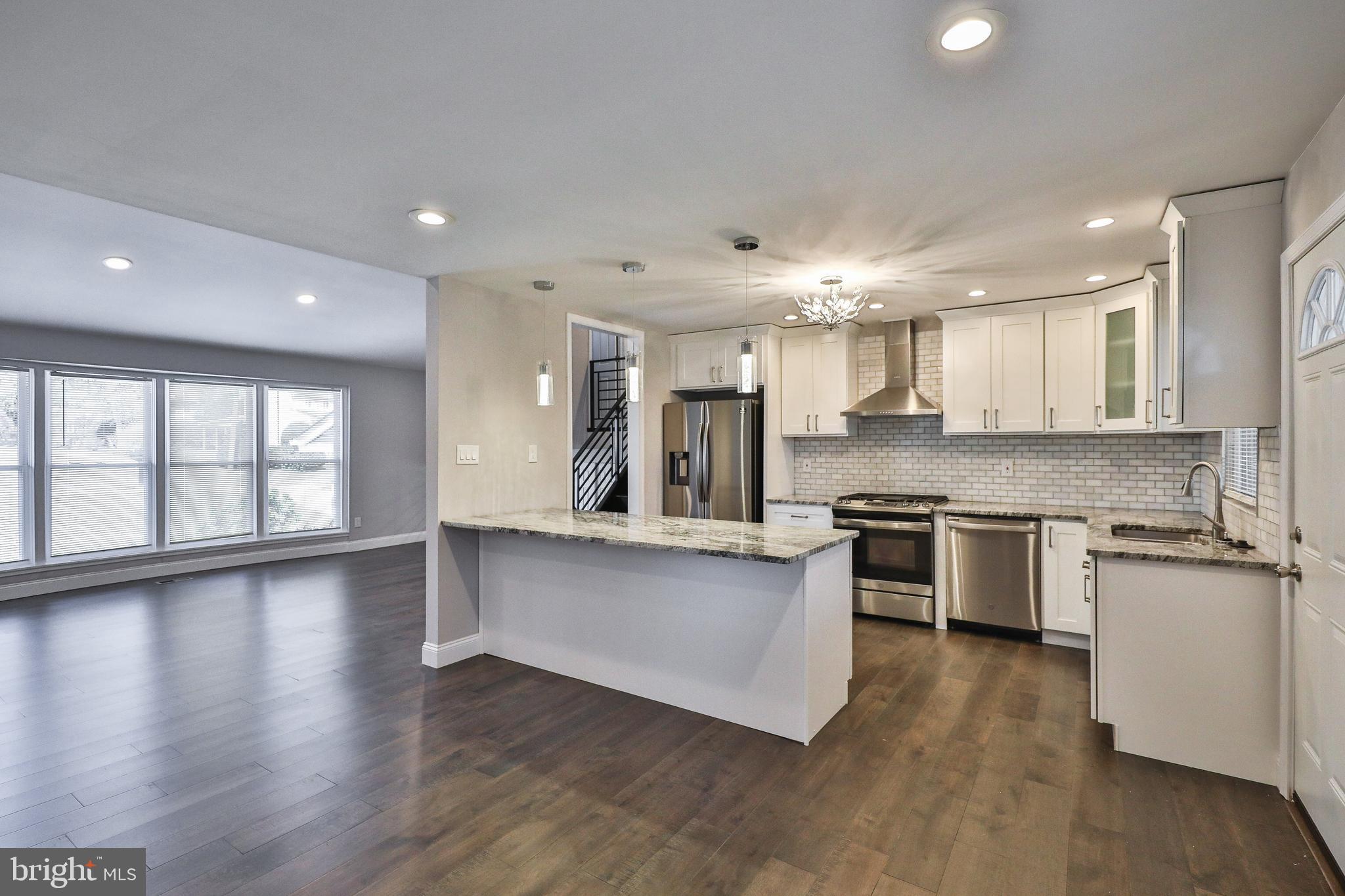 124 Kingfield Road Philadelphia, PA 19115 - Photo 5 of 20