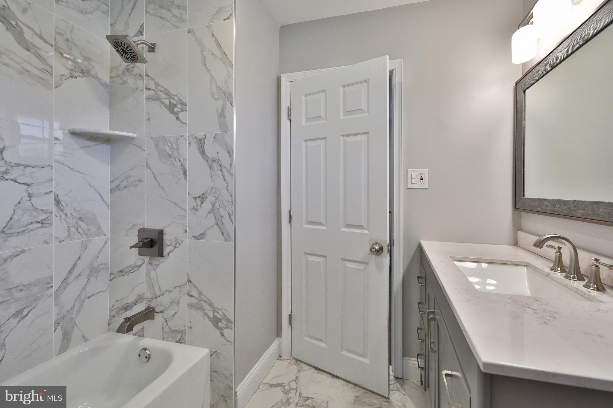 124 Kingfield Road Philadelphia, PA 19115 - Photo 9 of 20