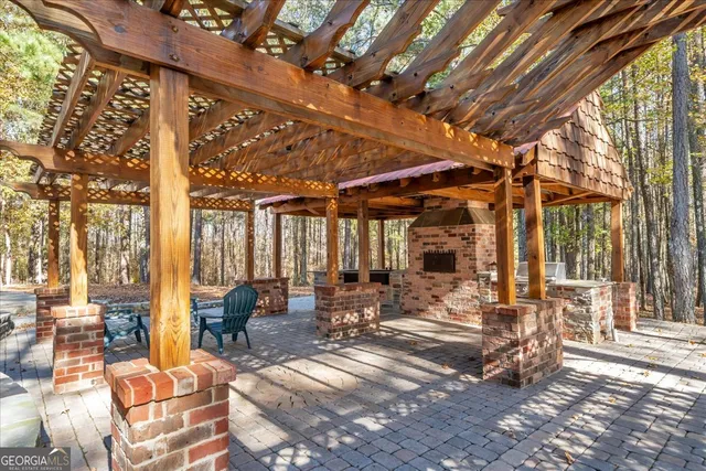 a bathroom with a toilet and a sink
