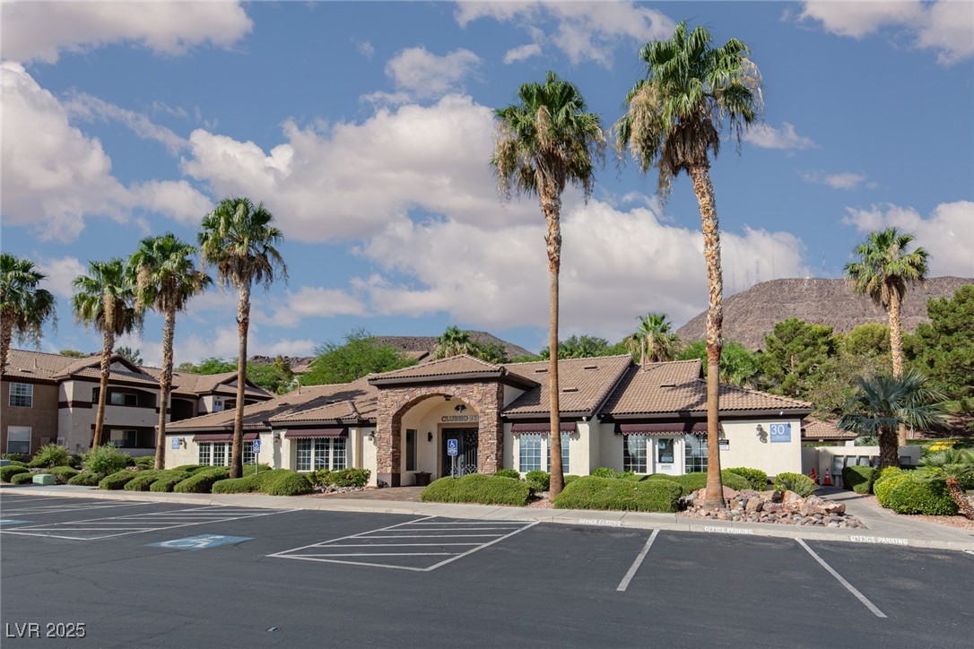 231 West Horizon Ridge Parkway, Unit 1126 Henderson, NV 89012 - Photo 17 of 33 clubhouse