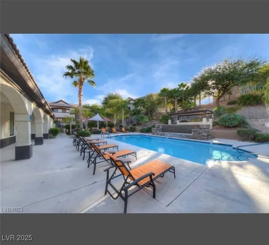 $210,000 | 231 West Horizon Ridge Parkway, Unit 1126, Henderson, NV 89012