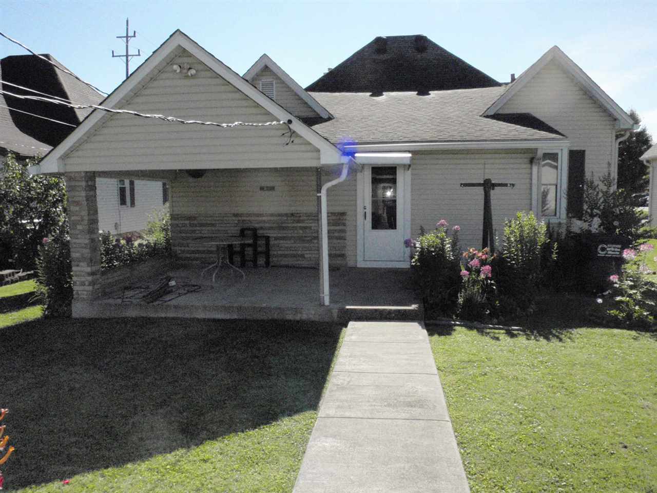 607 R Street Bedford, IN 47421 - Photo 8 of 9 Gallery Image 8