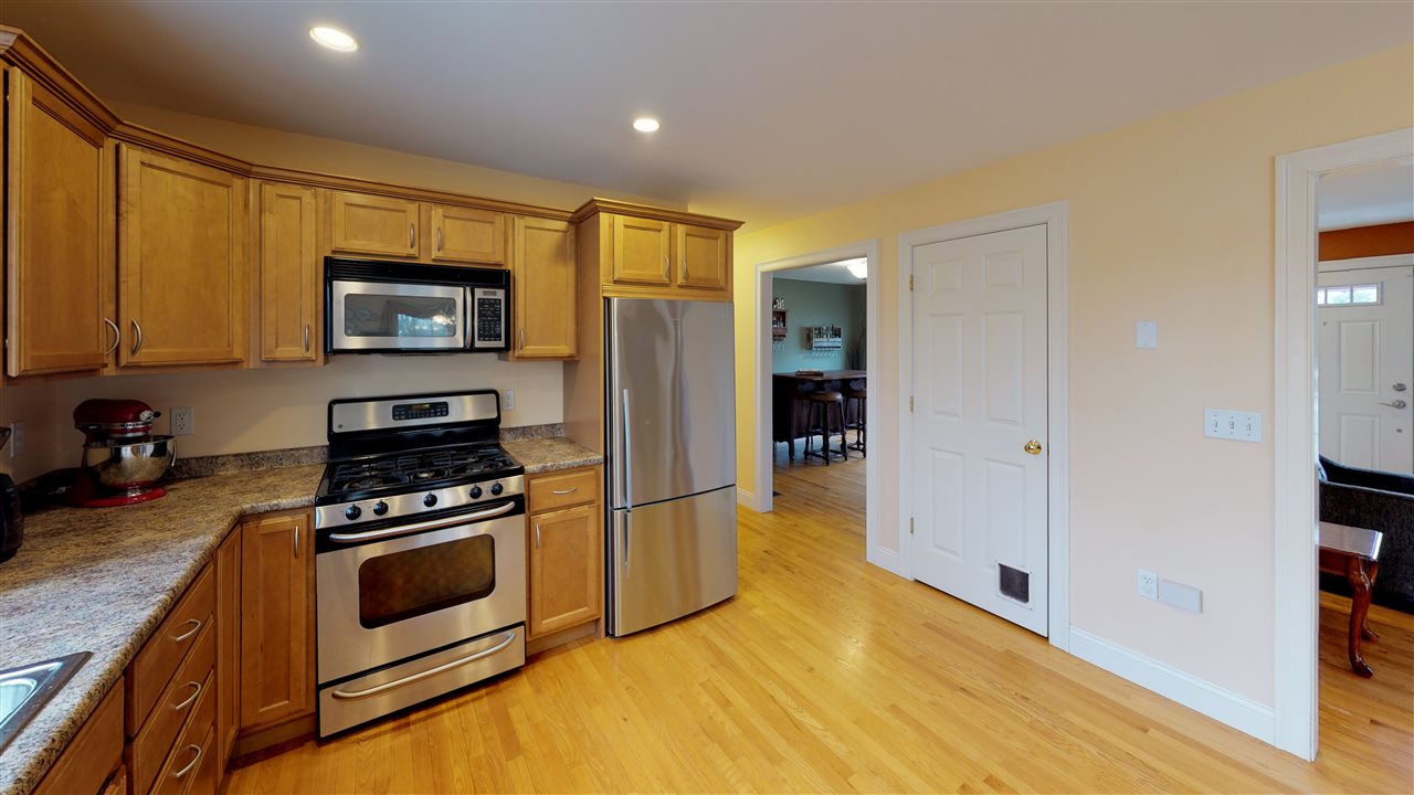 9 Wood Ridge Lane Exeter, NH 03833 - Photo 14 of 40