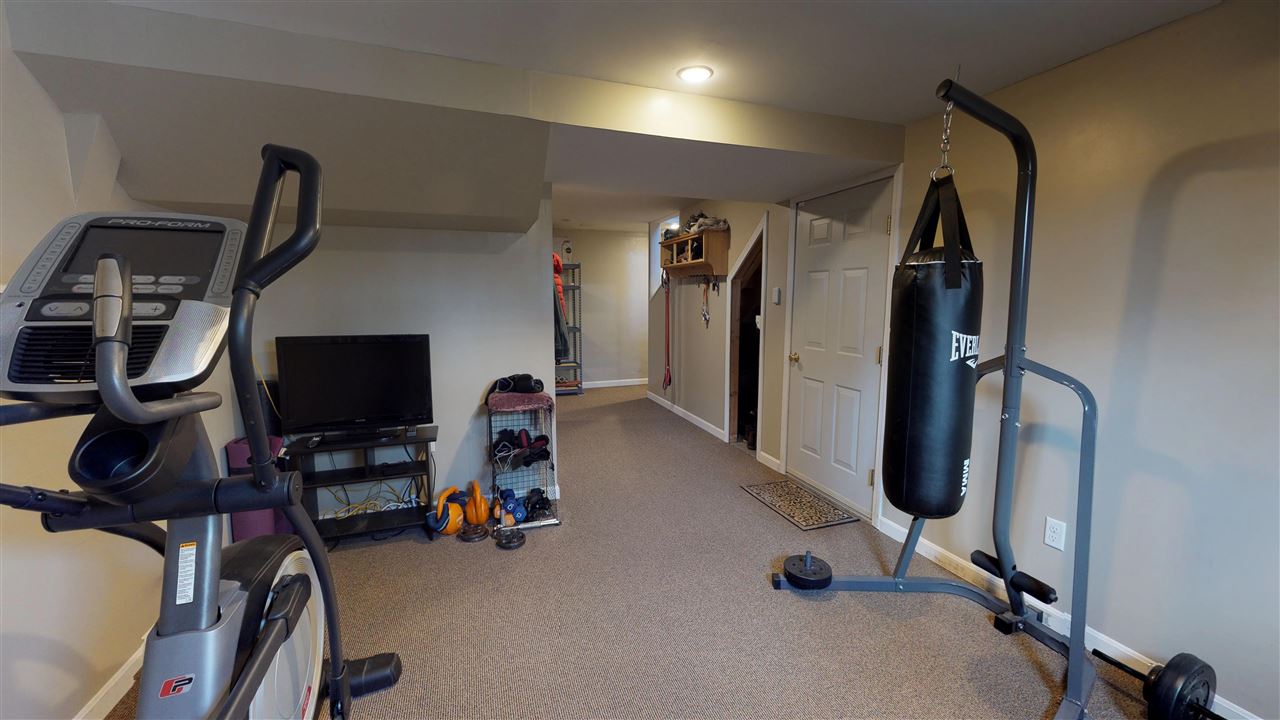 9 Wood Ridge Lane Exeter, NH 03833 - Photo 34 of 40