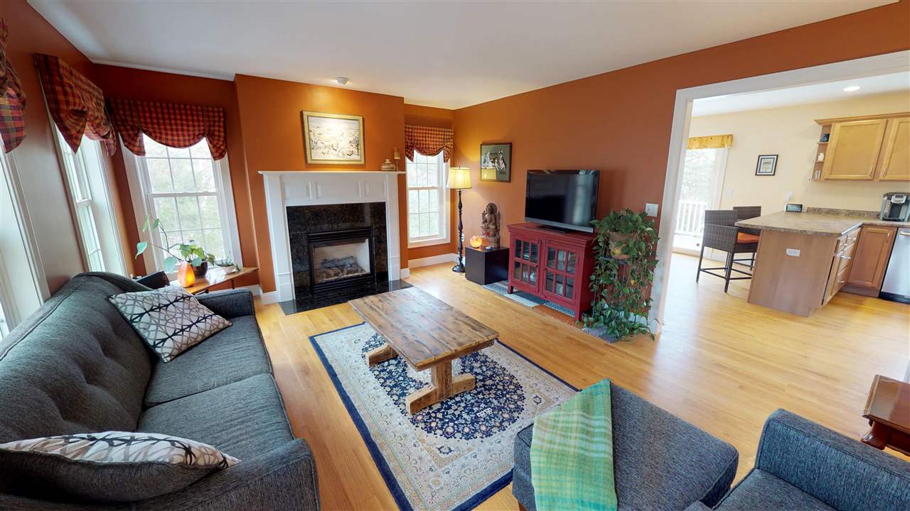 9 Wood Ridge Lane Exeter, NH 03833 - Photo 5 of 40