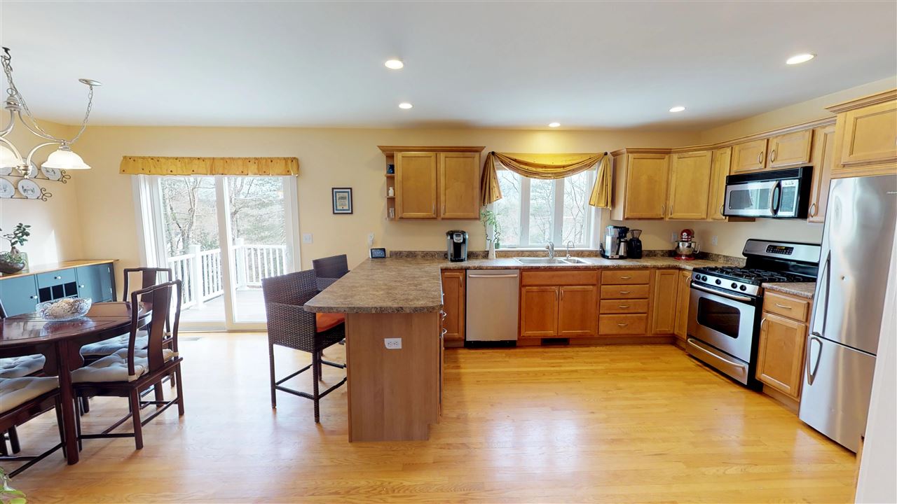 9 Wood Ridge Lane Exeter, NH 03833 - Photo 9 of 40