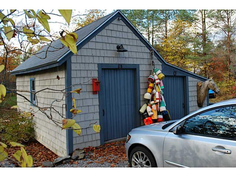 27 Flying Point Road Freeport, ME 04032 - Photo 3 of 35 Exterior Front.