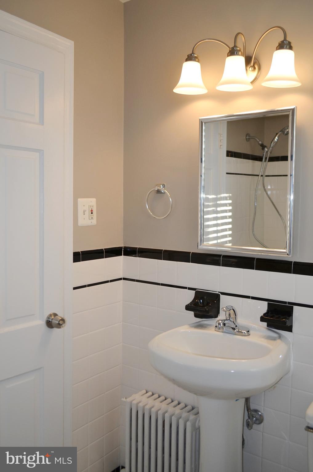 206 South Courthouse Road Arlington, VA 22204 - Photo 25 of 41