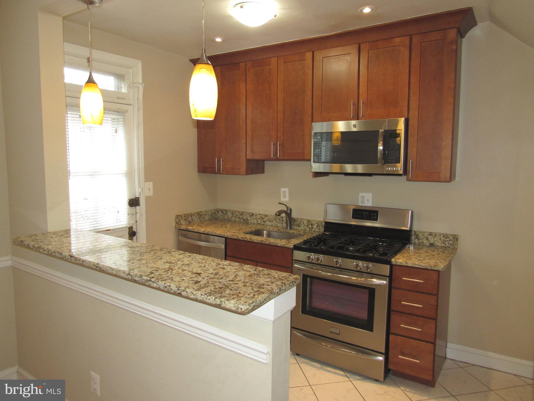 206 South Courthouse Road Arlington, VA 22204 - Photo 9 of 41