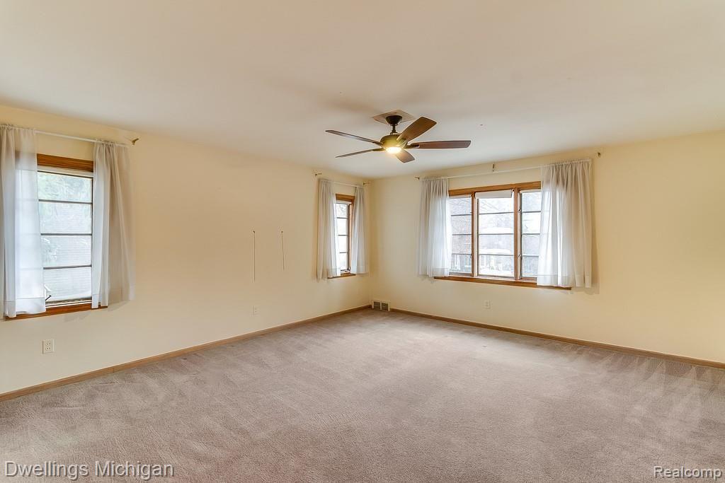 19410 Canterbury Road Detroit, MI 48221 - Photo 27 of 39 Bedroom
