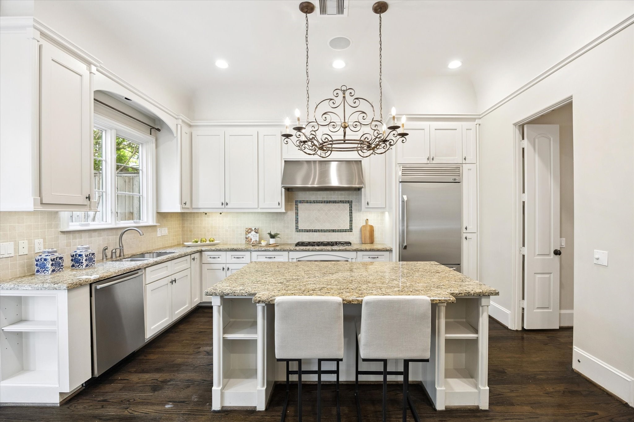 2145 Fairview Street Houston, TX 77019 - Photo 21 of 50 Oversized Kitchen Island and top of the line appliances!