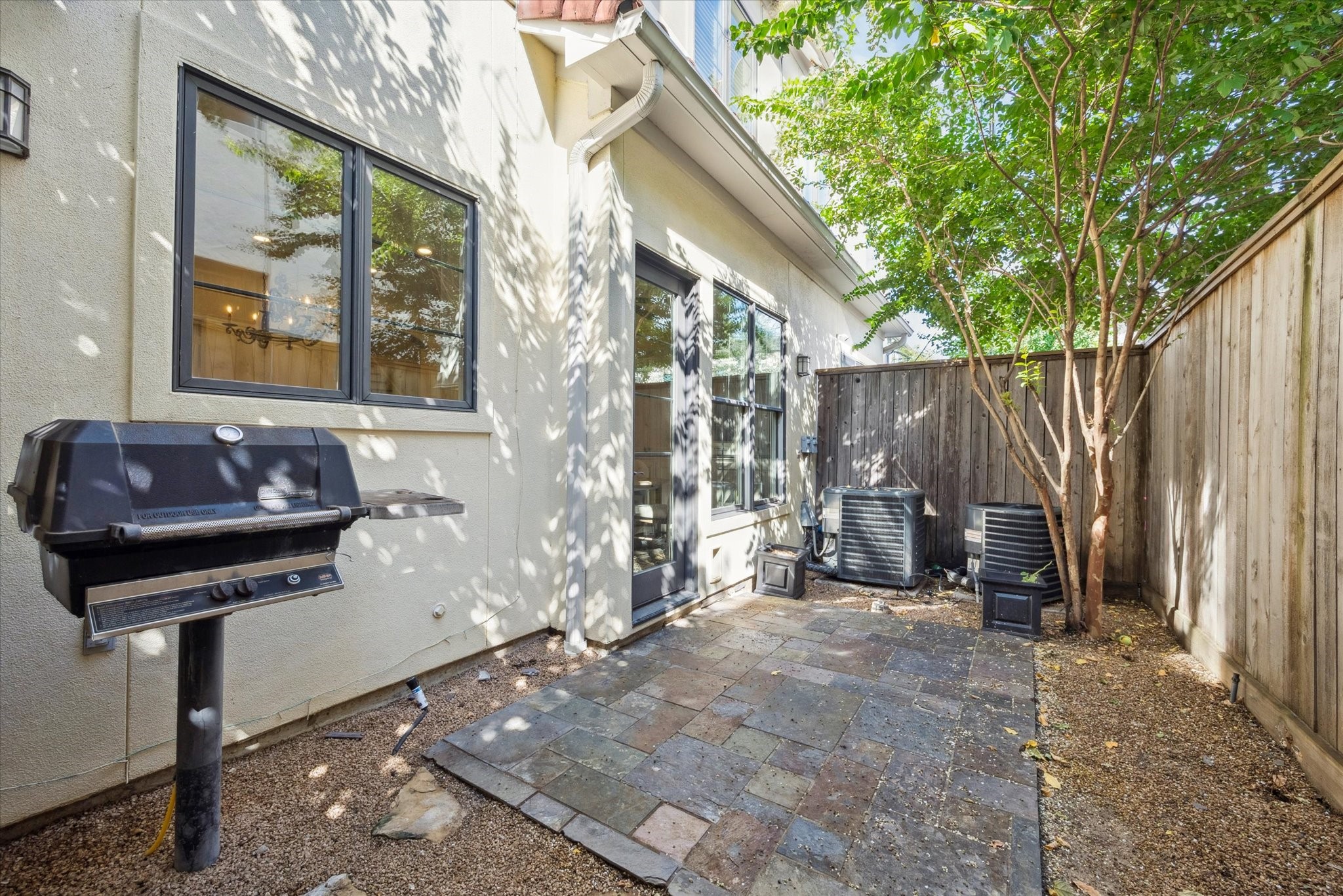 2145 Fairview Street Houston, TX 77019 - Photo 23 of 50 Back Courtyard off of the Kitchen