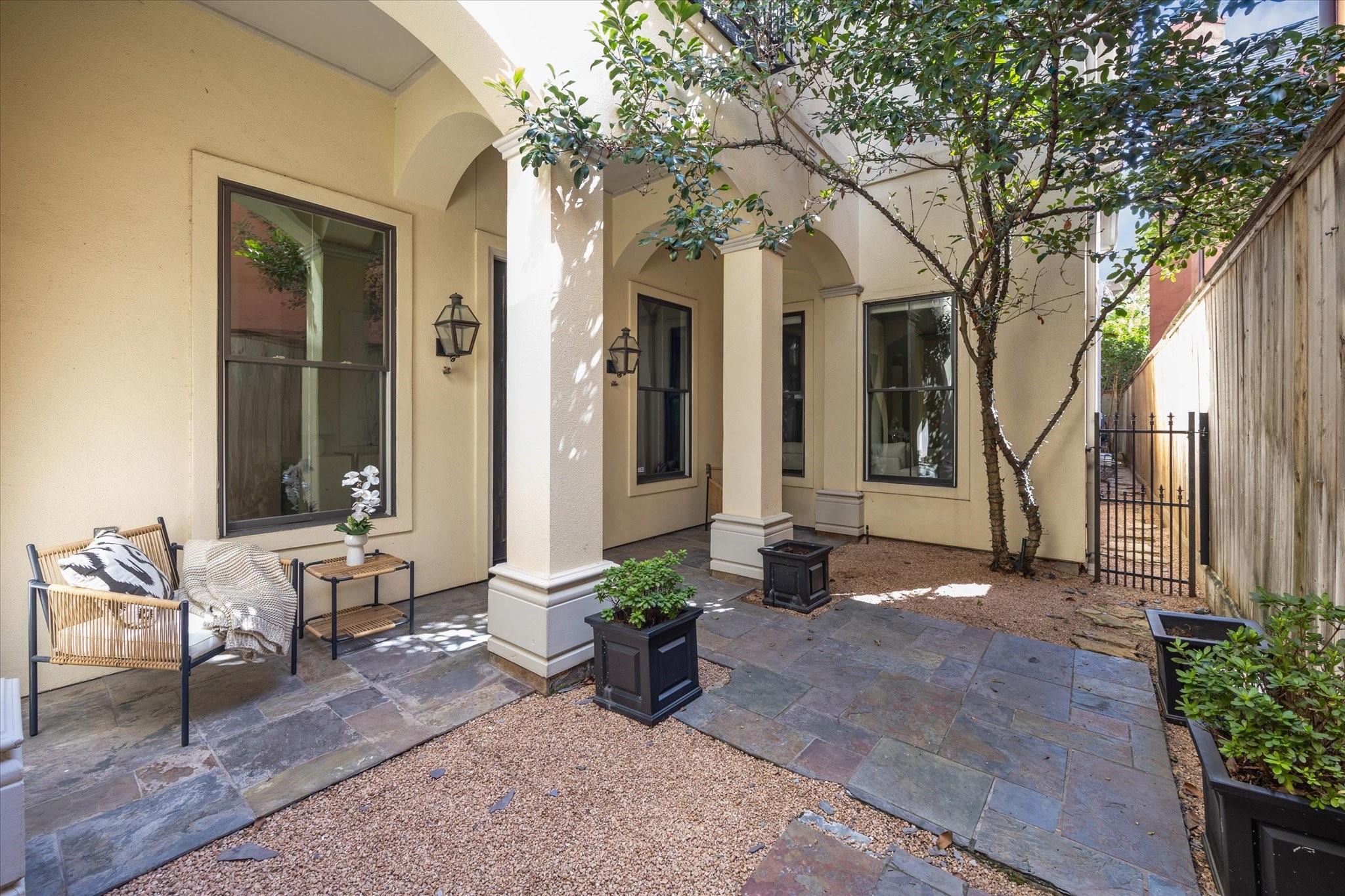 2145 Fairview Street Houston, TX 77019 - Photo 6 of 50 Another view of the courtyard - Front Entrance.