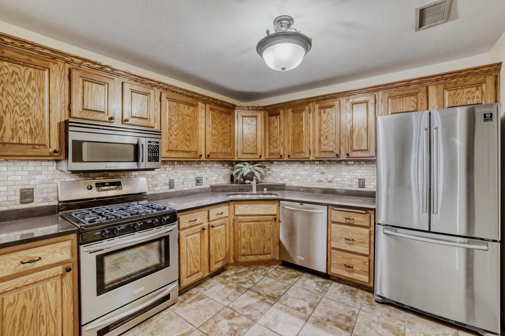 7200 Cahill Road, Unit 104 Edina, MN 55439 - Photo 5 of 29