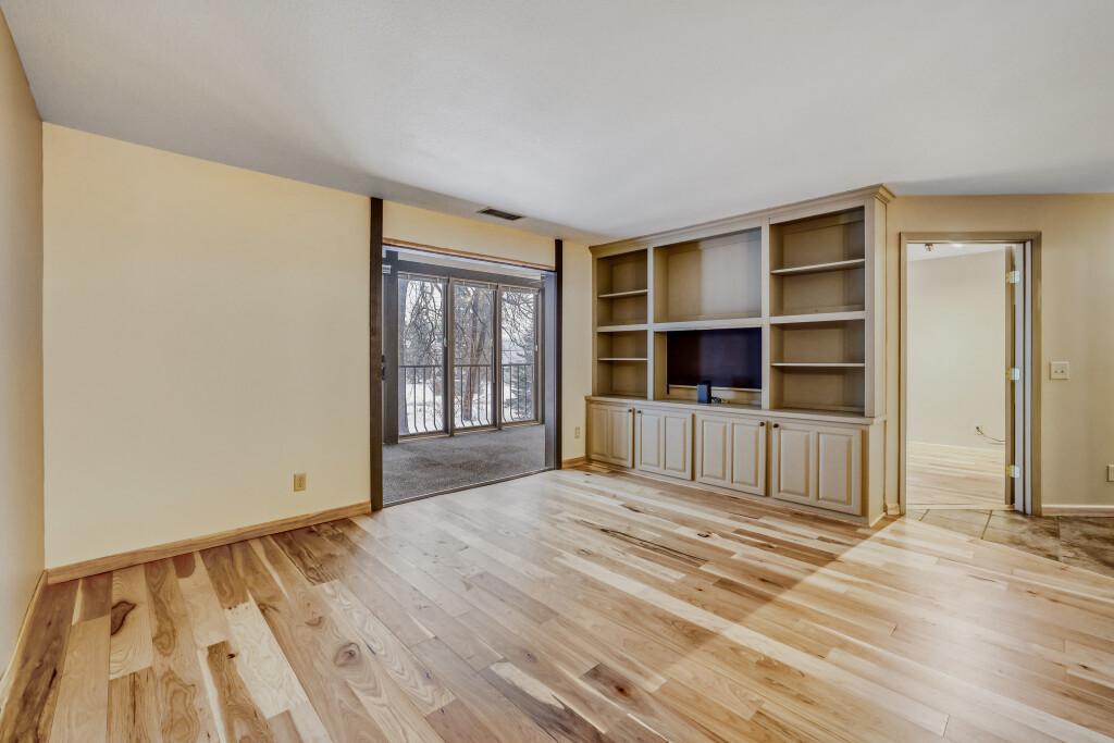 7200 Cahill Road, Unit 104 Edina, MN 55439 - Photo 10 of 29