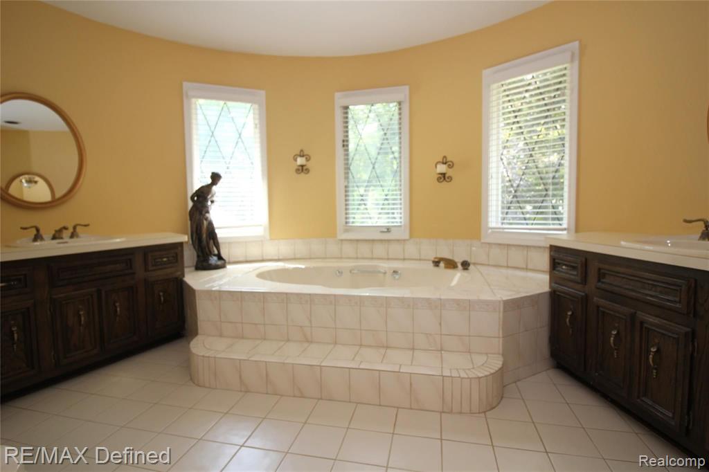 1360 Kingsview Avenue Rochester Hills, MI 48309 - Photo 16 of 27