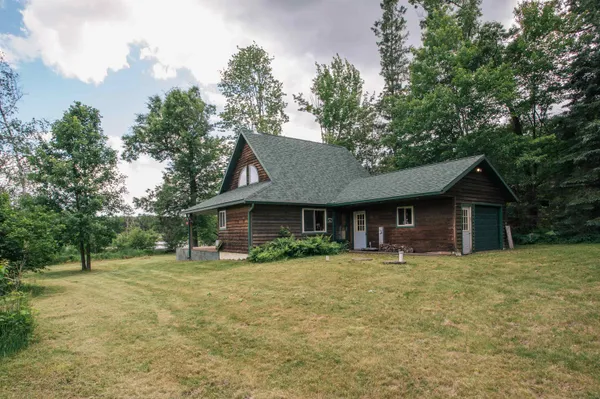$299,900 | N4342 Lake Road, Neillsville, WI 54456