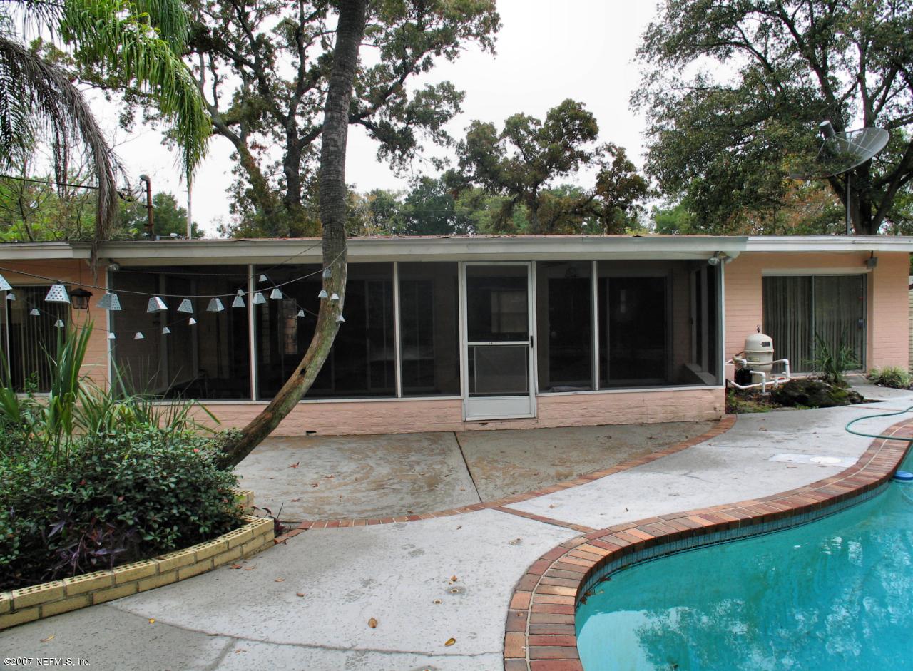 941 Middleton Road Jacksonville, FL 32211 - Photo 14 of 16 Rear