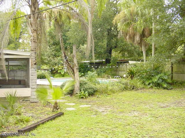 941 Middleton Road Jacksonville, FL 32211 - Photo 5 of 16 BACKYARD