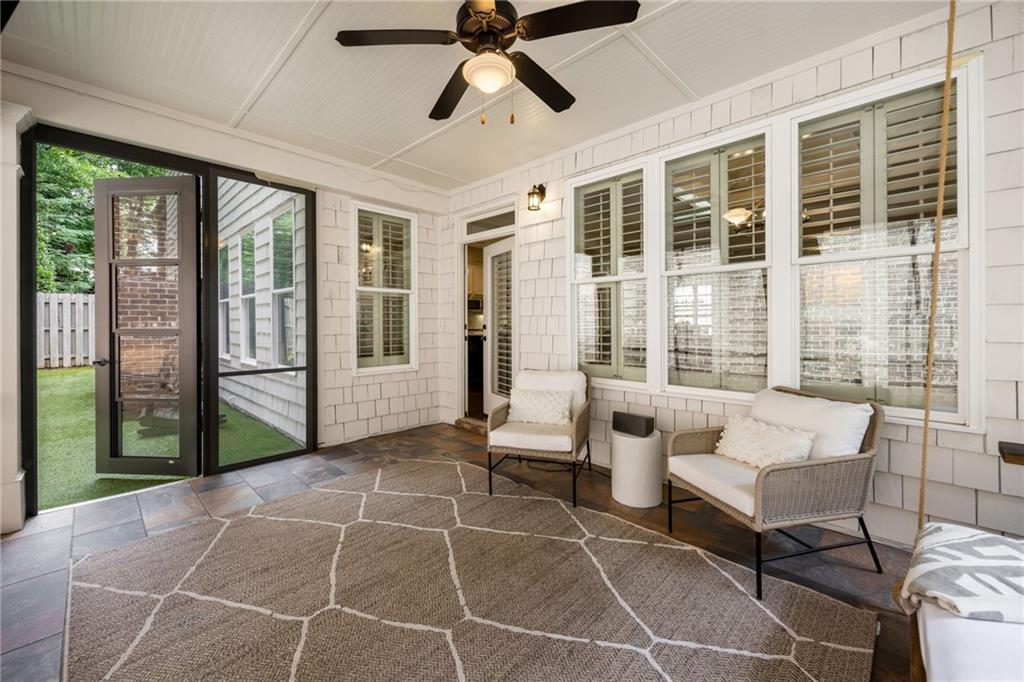 320 Valley Brook Way Atlanta, GA 30342 - Photo 31 of 38