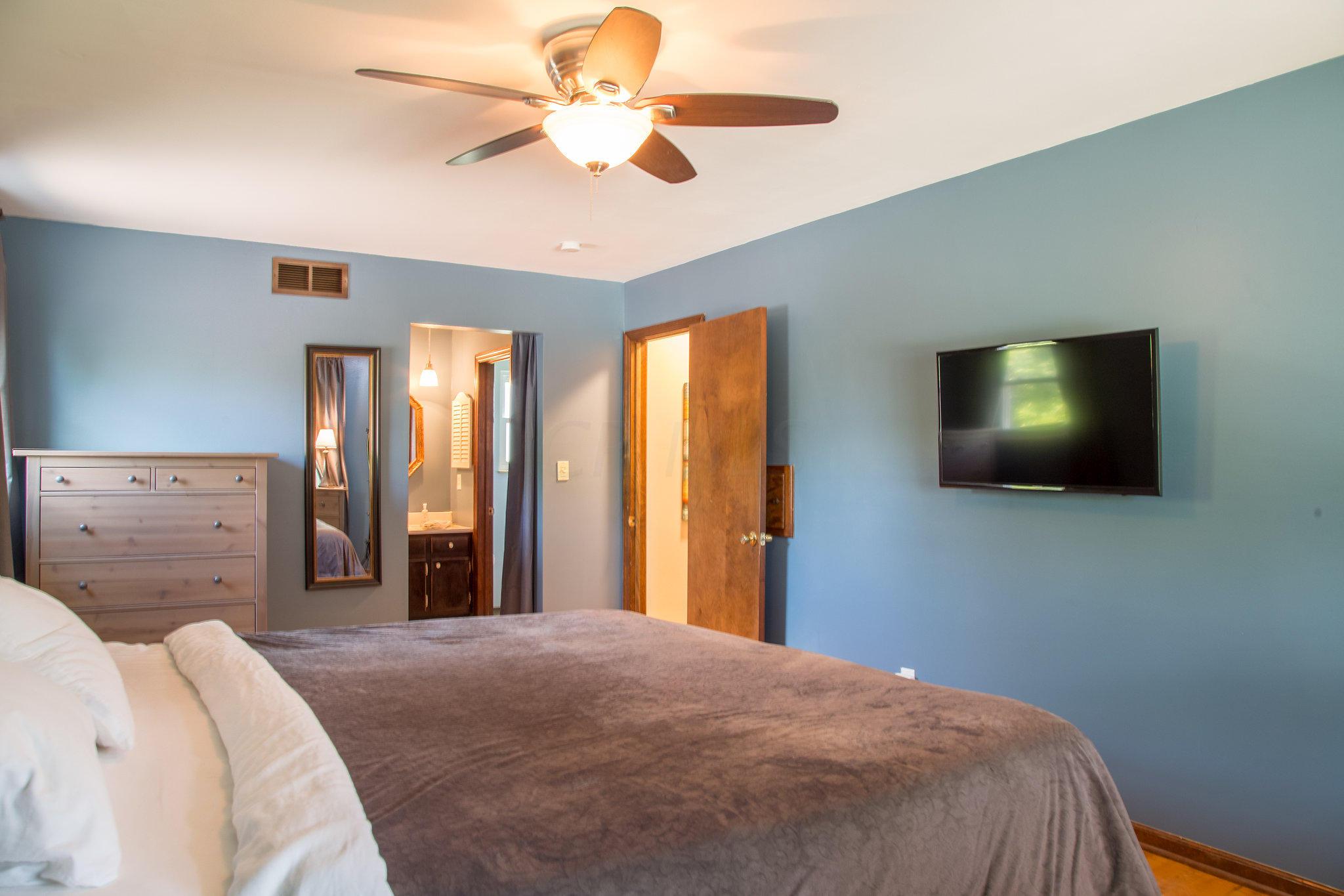 1677 Lynnhurst Road Columbus, OH 43229 - Photo 21 of 25 Gallery Image 21