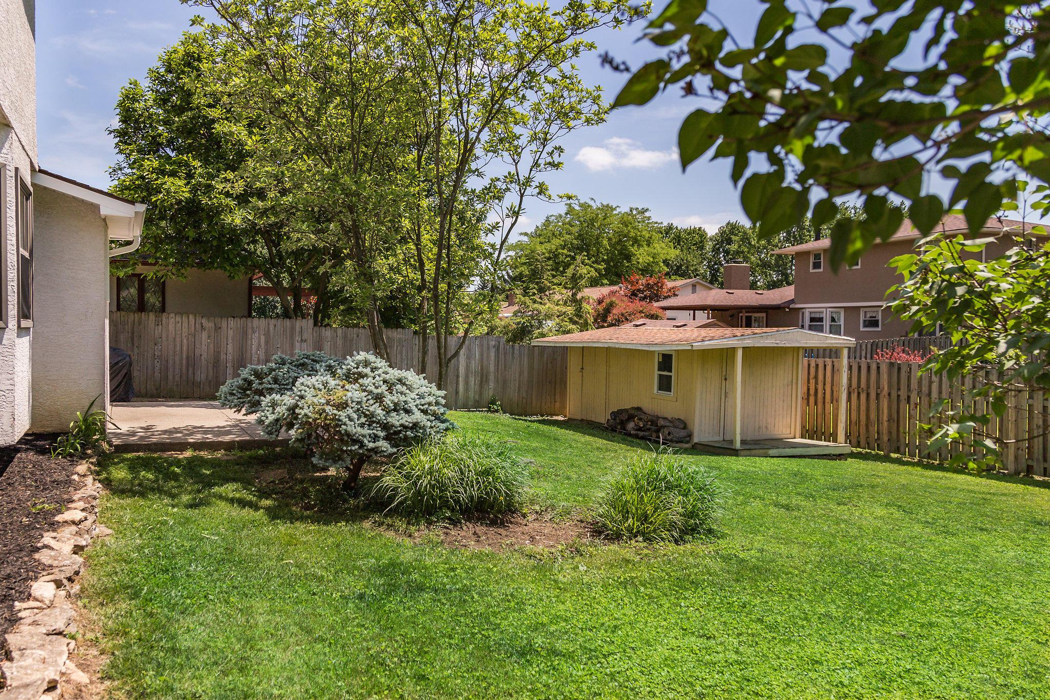 1677 Lynnhurst Road Columbus, OH 43229 - Photo 3 of 25 Gallery Image 3