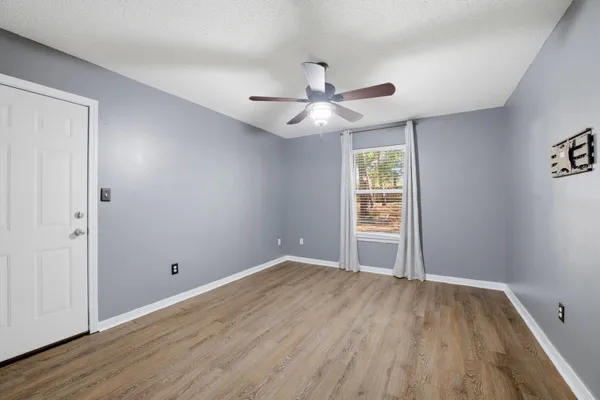 $1,950 | 7312 Gordon Evans Road, Navarre, FL 32566