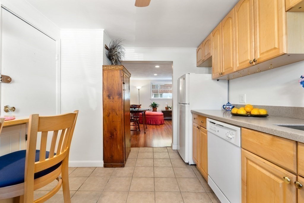64 Bryon Road, Unit B641 Boston, MA 02467 - Photo 10 of 26 Gallery Image 10