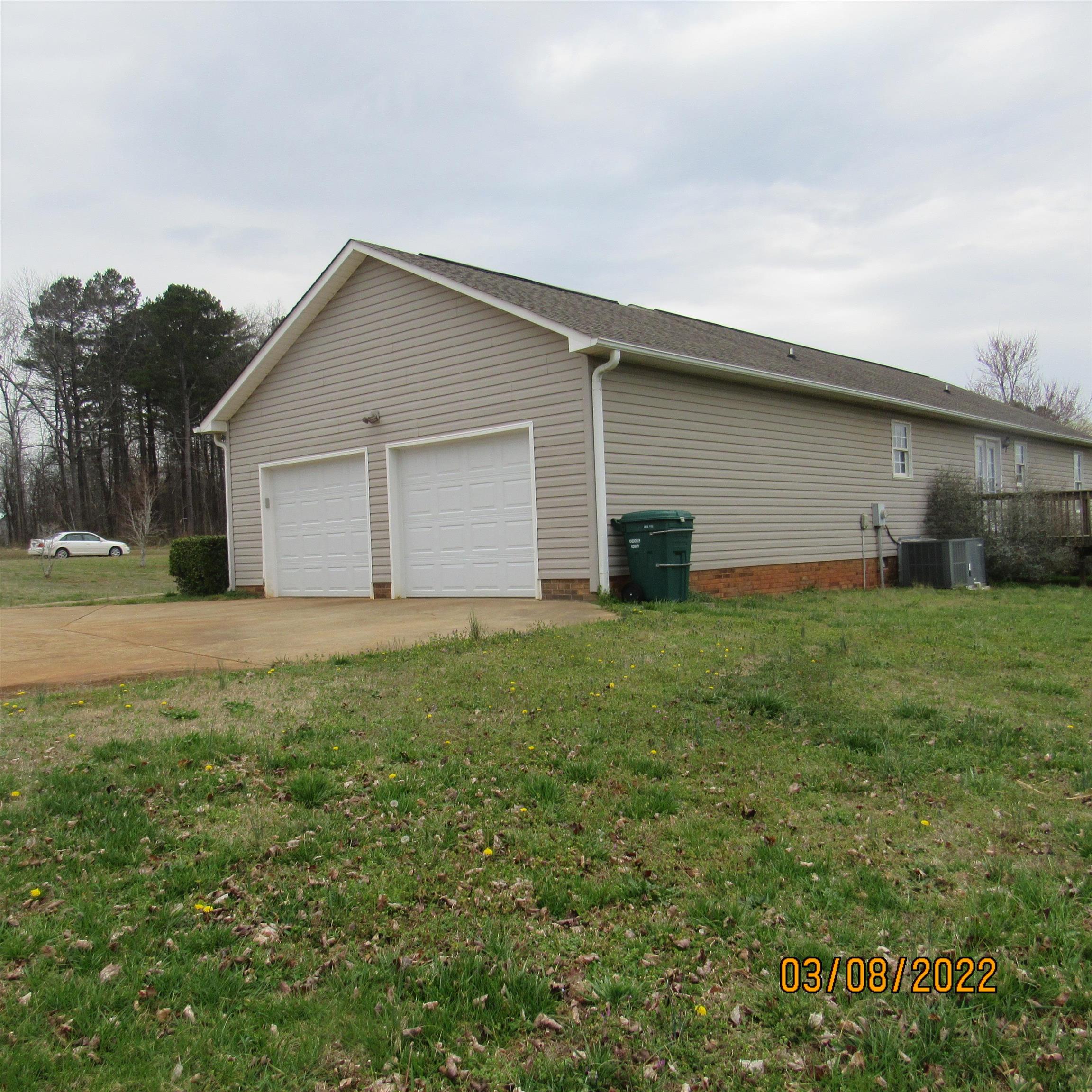 1411 Old Metal Road Gaffney, SC 29341 - Photo 3 of 20