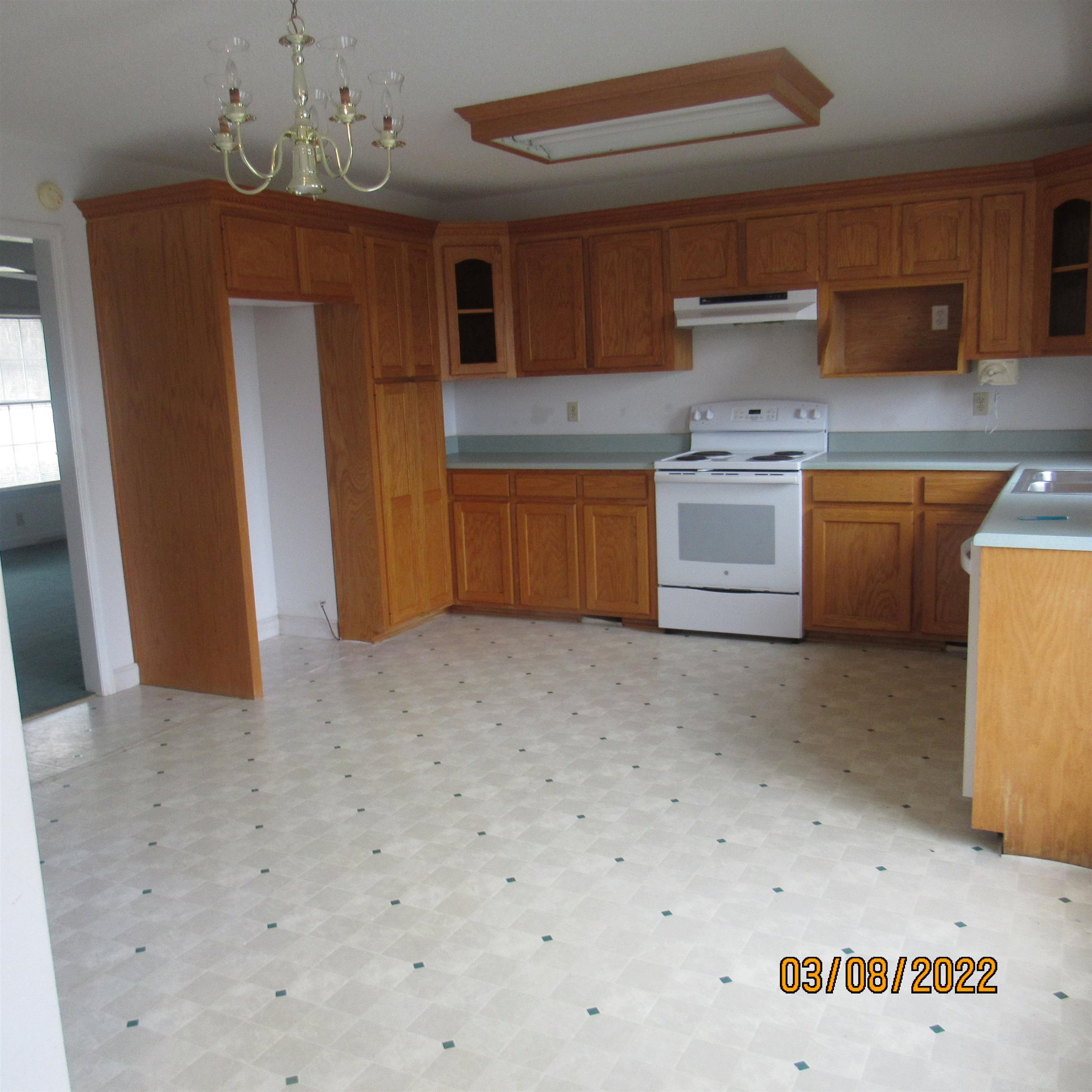 1411 Old Metal Road Gaffney, SC 29341 - Photo 9 of 20