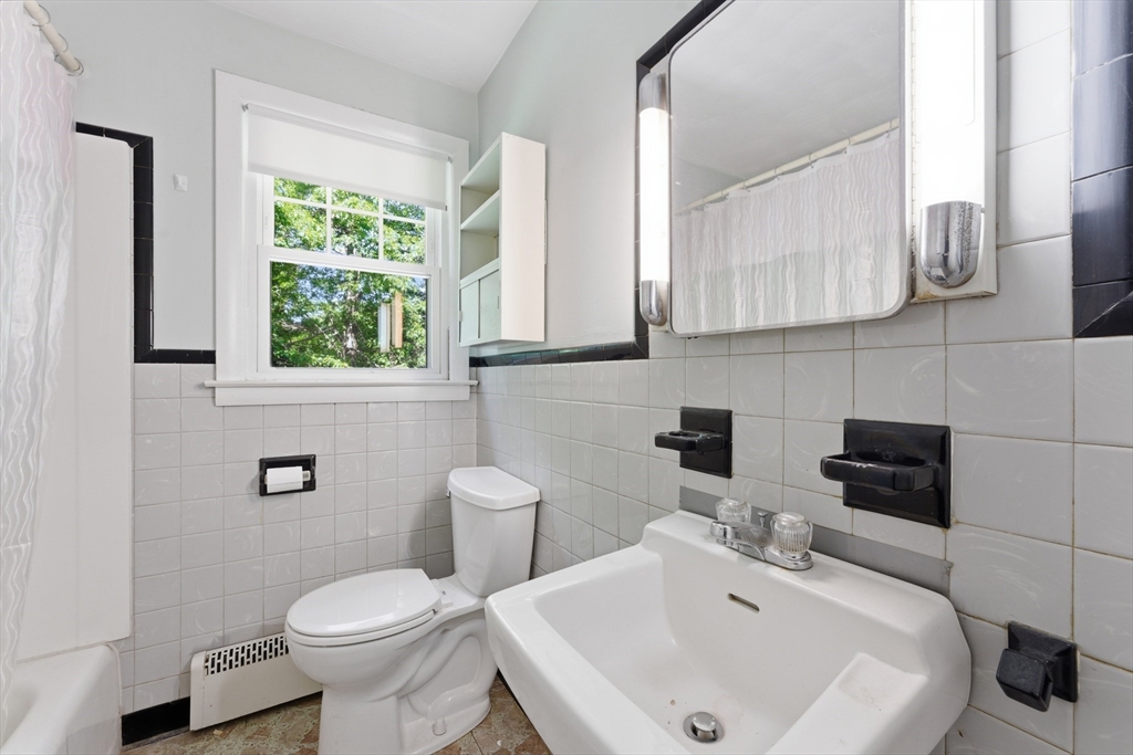 220 West Allen Ridge Road Springfield, MA 01118 - Photo 22 of 42