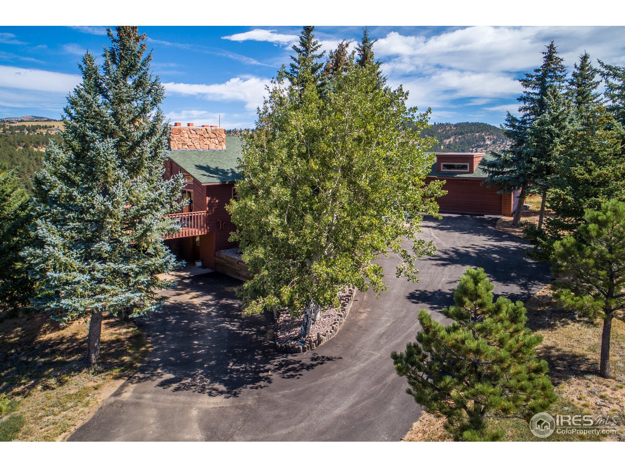 2949 Sugarloaf Road Boulder, CO 80302 - Photo 3 of 40